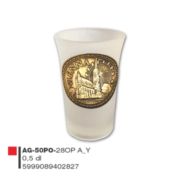 Schnapsglass mit Metallschild