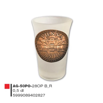 Schnapsglass mit Metallschild