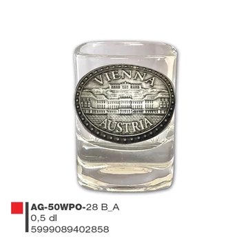 Schnapsglass mit Metallschild